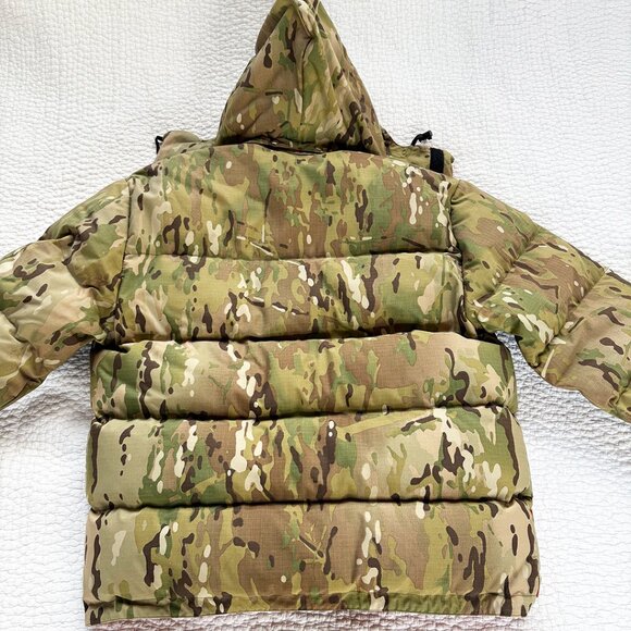 Crescent Down Works Puffer Jacket in Olive Multi Camo, Men's size XL - Picture 3 of 4